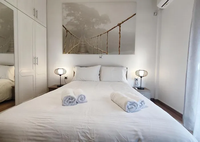 Stylish Urban Apartment By Yha